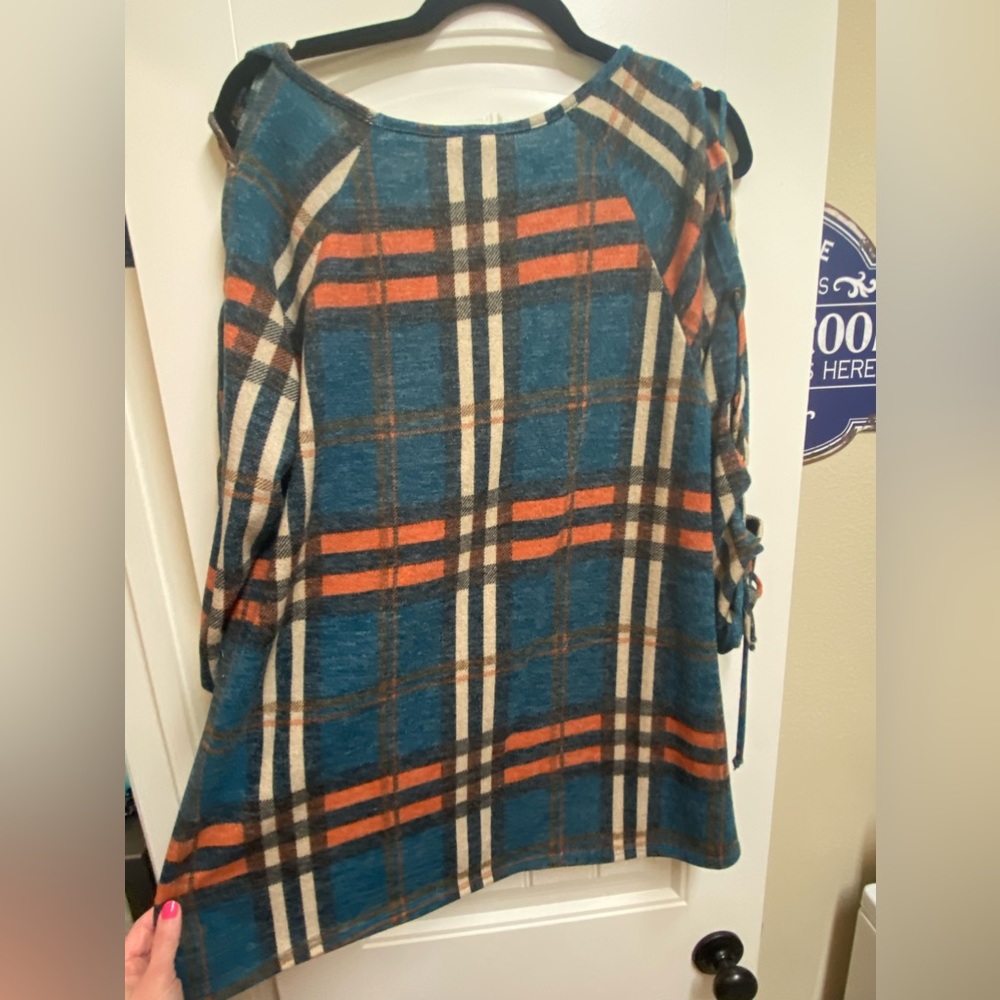 Lilypad long sleeve Fall blouse with openings